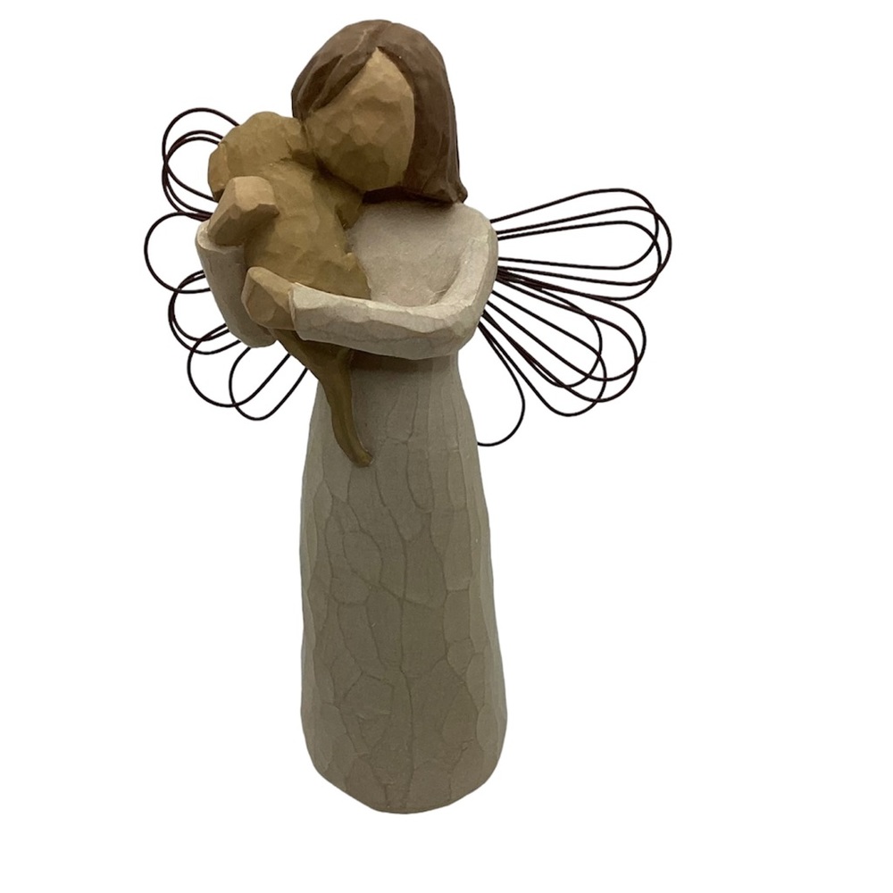 WillowTree Angel of Friendship Figurine